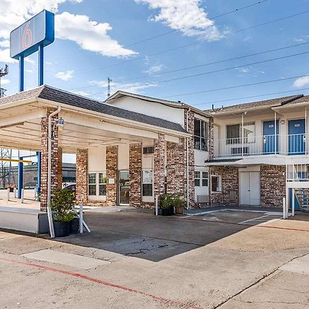 Motel 6 Fort Worth - Northside Eksteriør billede