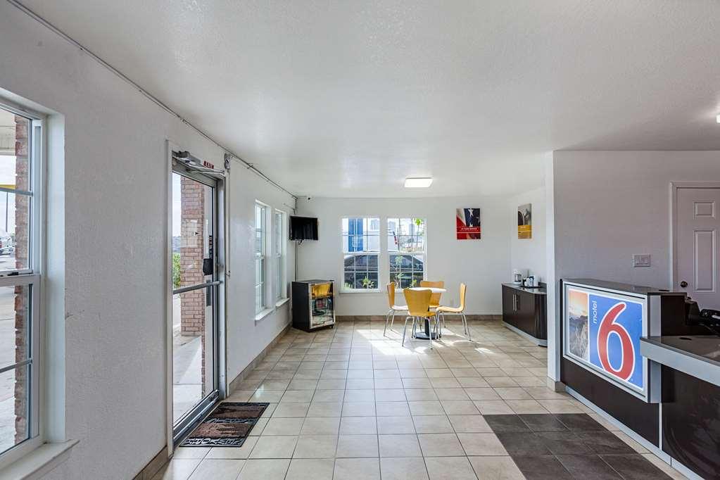 Motel 6 Fort Worth - Northside Interiør billede