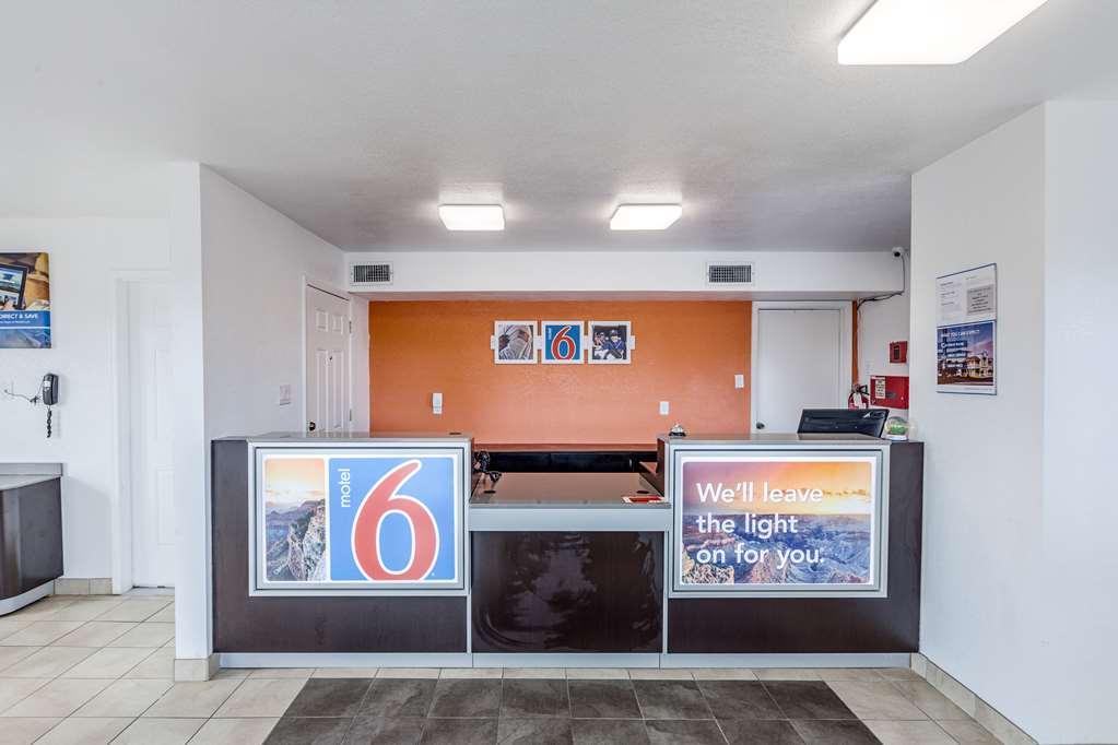 Motel 6 Fort Worth - Northside Interiør billede