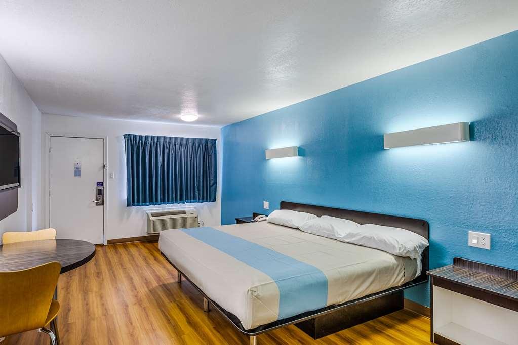 Motel 6 Fort Worth - Northside Værelse billede