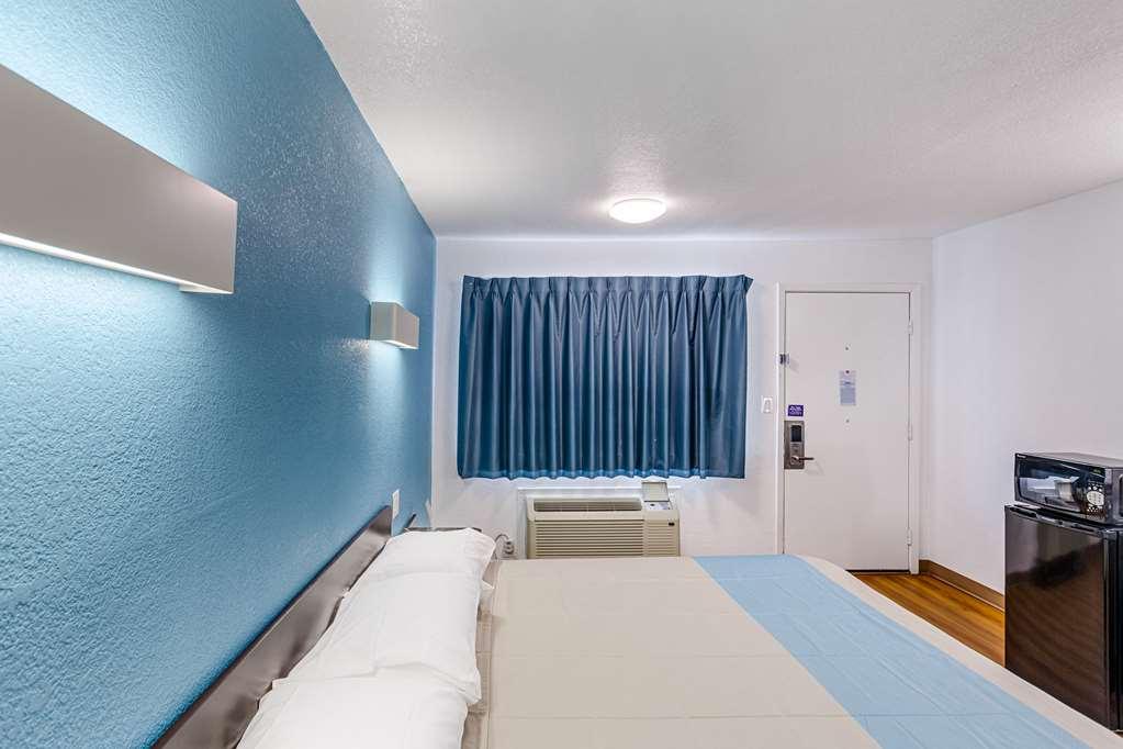 Motel 6 Fort Worth - Northside Værelse billede
